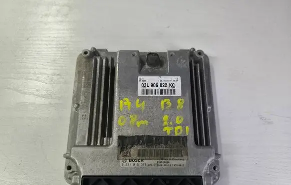 Audi A4 S4 B8 8K Engine control unit/module 03L906022KC 281020081 44317287