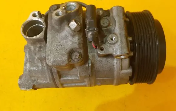 Porsche Panamera (970) Air conditioning (A/C) compressor (pump) 94812601103 4471501491 7SEU17C
