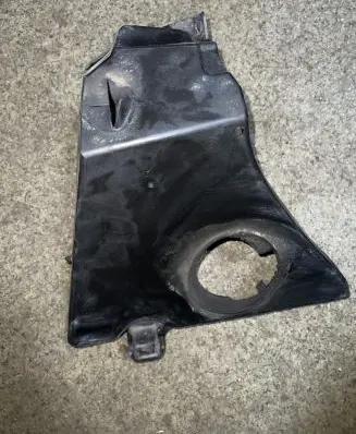 BMW 5 E39 Other engine bay part 8235607