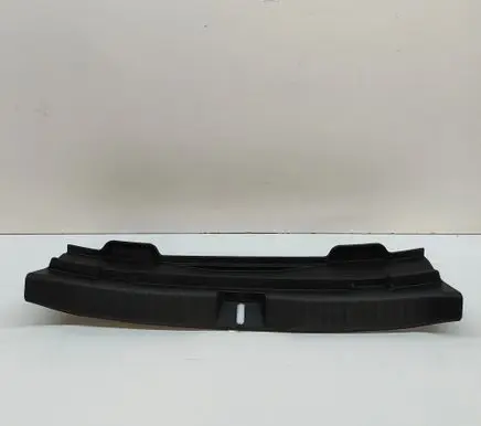 Toyota Yaris Cross Trunk/boot sill cover protection 583870D290