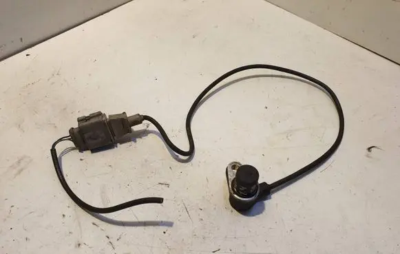 Audi A6 S6 C5 4B Crankshaft position sensor 0261210
