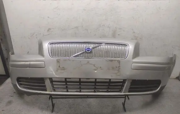 Volvo V50 Front bumper