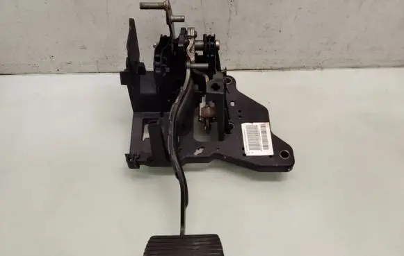 Citroen C5 Brake pedal 9660868380