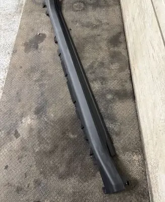 BMW XM Sill 9450910