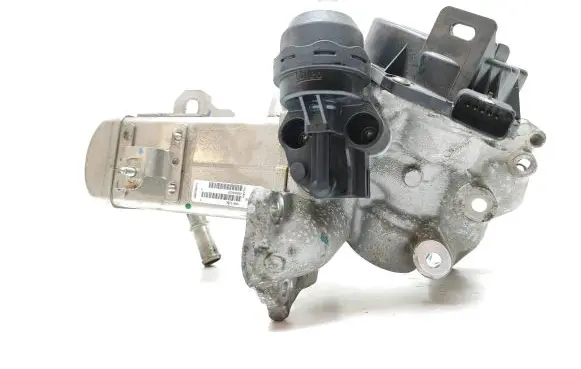 Citroen DS5 EGR valve cooler 9678257280 V29012928 312201232