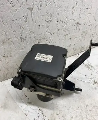 BMW 5 E60 E61 ABS Pump 6783368 6783366