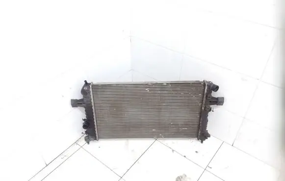 Opel Astra H Coolant radiator 13128801