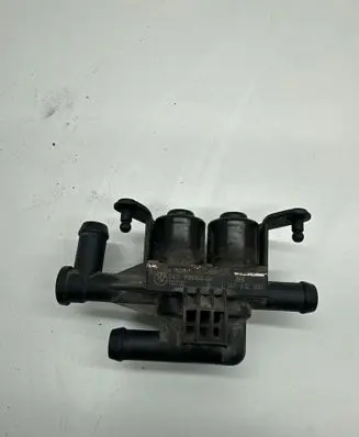 BMW 5 F10 F11 Coolant heater control valve 9119164 1147412200