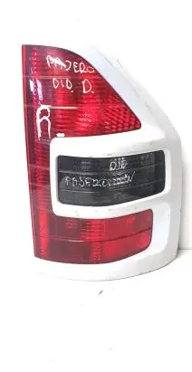 Mitsubishi Pajero Rear/tail lights