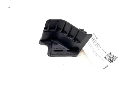 Mercedes-Benz C W204 Other trunk/boot trim element A2047570008