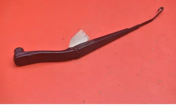 Jeep Grand Cherokee Rear wiper blade arm 