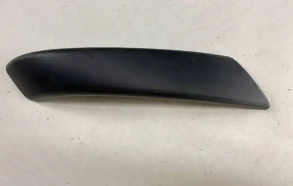 Skoda Octavia Mk2 (1Z) Rear door handle cover 1Z0868537