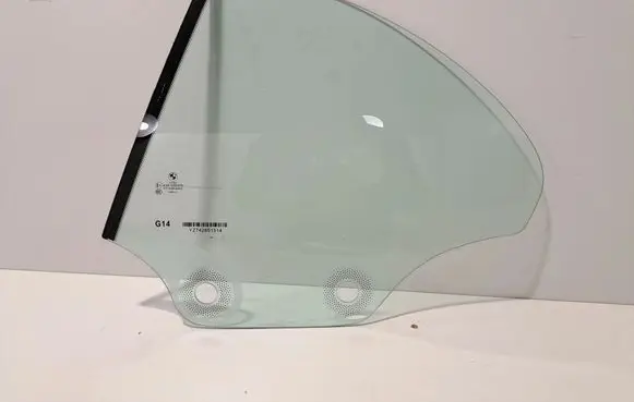 BMW M8 F91 F92 G14 G15 Rear vent window glass 7428515