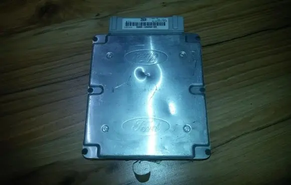 Ford Sierra Engine control unit/module 92bb12a650ea cad1k071