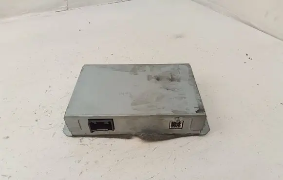 BMW 5 E60 E61 Other control units/modules 0411033