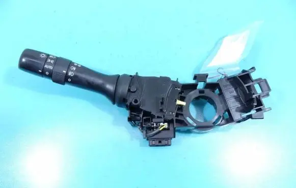 Toyota Avensis T270 Headlight wiper switch 17F373 IMPRK1264783