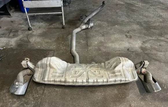 Volkswagen Touareg I Muffler/silencer 