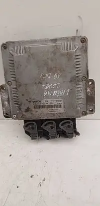 Renault Laguna II Engine control unit/module 8200153946 0281010556
