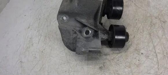 Opel Vivaro Timing belt tensioner 117105508R