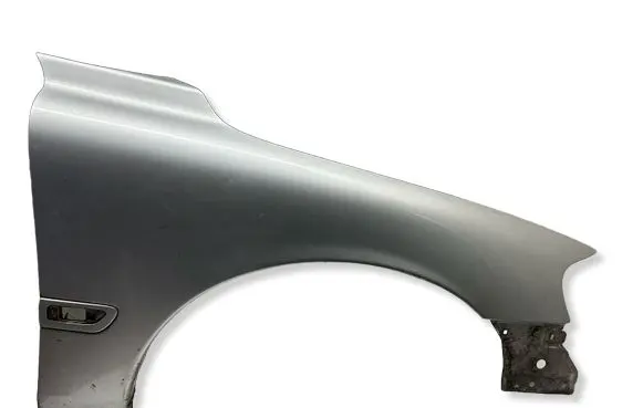 Volvo V70 Fender 