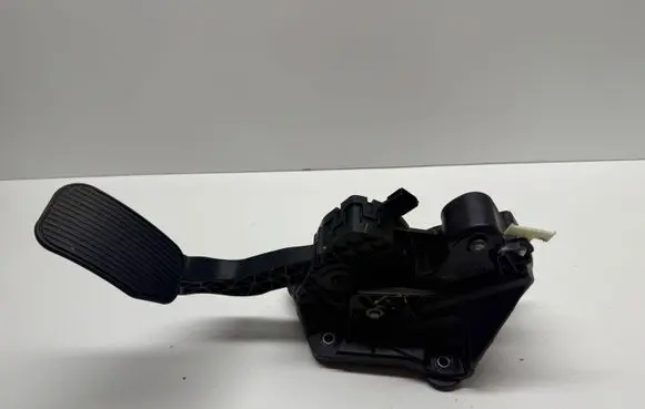 Ford F150 Accelerator throttle pedal 1011322 1011320CB