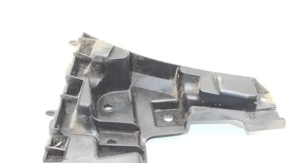 Volvo V60 Front bumper mounting bracket 31323832