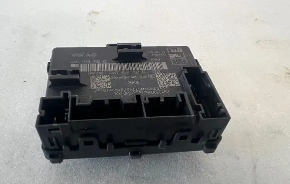 Audi Q5 SQ5 Door control unit/module 4M1959792D P10146515 4M1959792