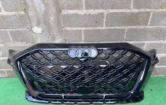 Audi RS3 8Y Front grill 8Y0853651BE