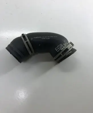 Volkswagen Tiguan Engine coolant pipe/hose 04L131521AF