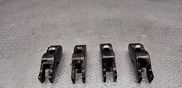 Opel Meriva B Fuel Injector clamp holder 