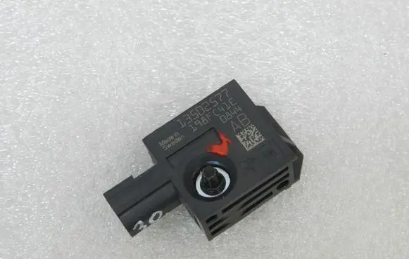 Opel Zafira C Airbag deployment crash/impact sensor 13502577 1235028