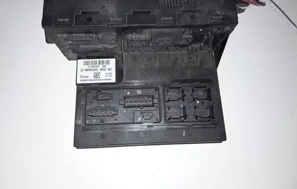 Mercedes-Benz CLS C219 Other control units/modules 2115457301