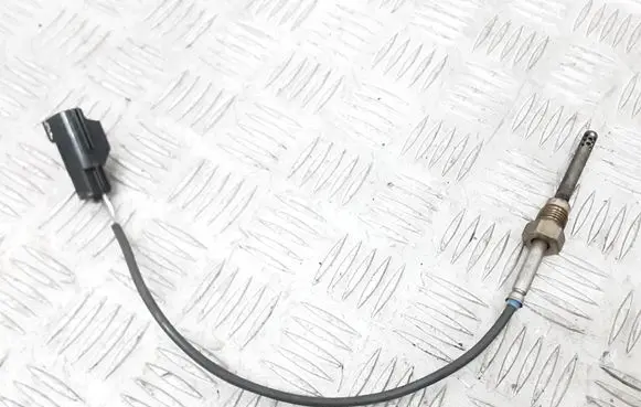 Volvo V50 Exhaust gas temperature sensor 30713739