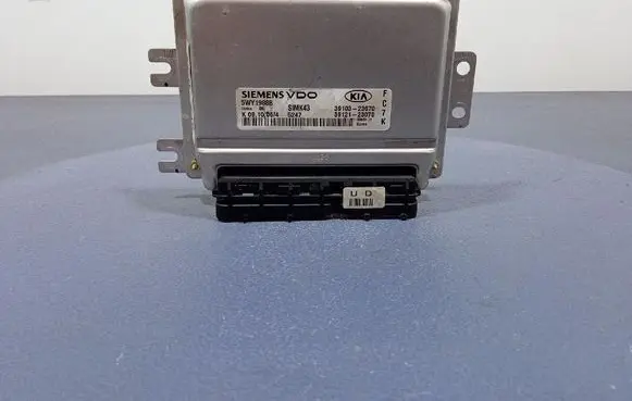 KIA Sportage Engine control unit/module ECU 3910323070