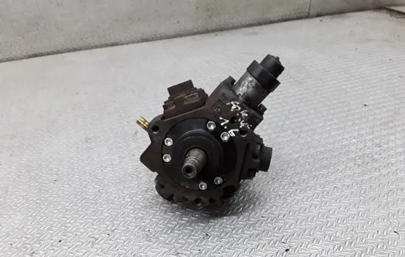 Peugeot 307 Fuel injection high pressure pump 0445010102 9656300380A