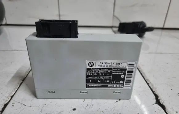 BMW 5 E60 E61 Keyless (KESSY) go control unit/module 9112867 5WK49131A