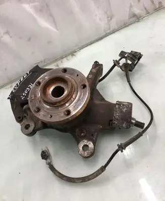Peugeot Expert Front wheel hub 98136419