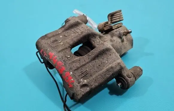 Ford C-MAX I Rear brake caliper IMPRK1493994