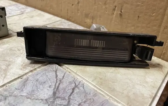 Toyota Yaris Number plate light