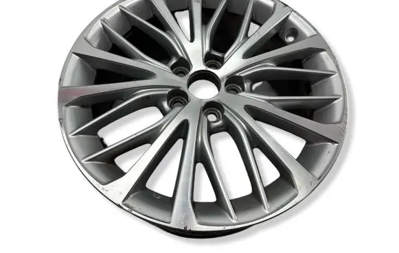 R18 alloy rim
