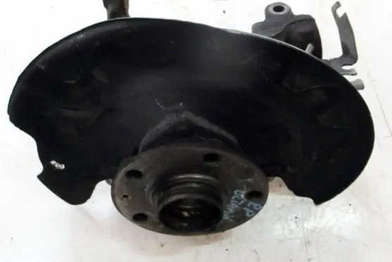 Skoda Octavia Mk3 (5E) Front wheel hub spindle knuckle