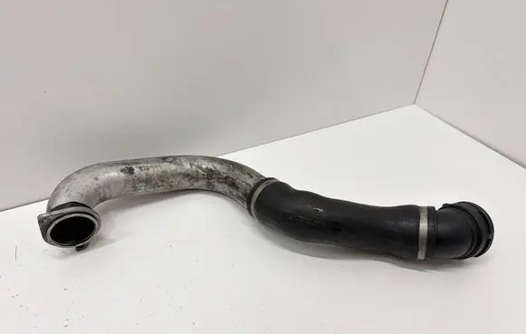 BMW 5 E60 E61 Intercooler hose/pipe 7794064