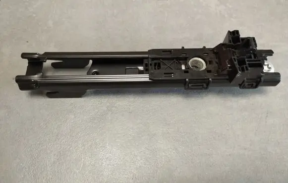 Mercedes-Benz S W222 Seat belt height adjuster A0008600388