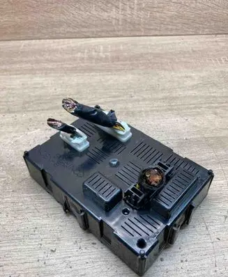Nissan Note (E11) Comfort/convenience module 284B2BC52A 00343166 WITHPLUG