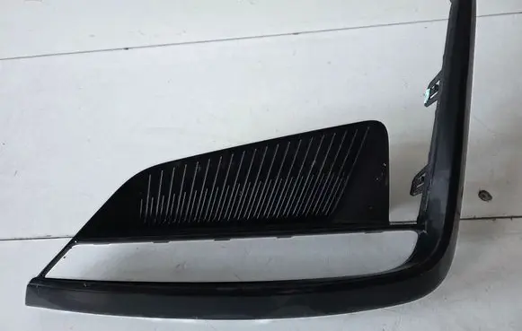 MG MG4 ev Front bumper corner part panel trim 10977789