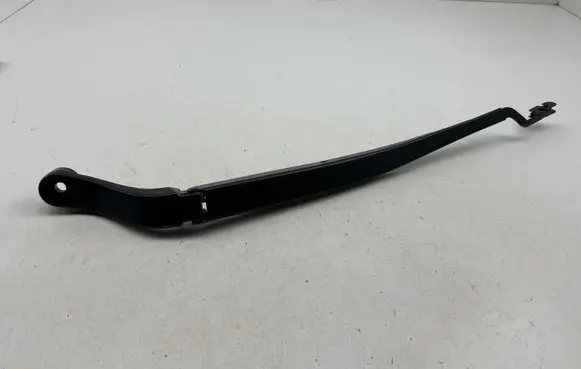 Chrysler Pacifica Front wiper blade arm 2586T2