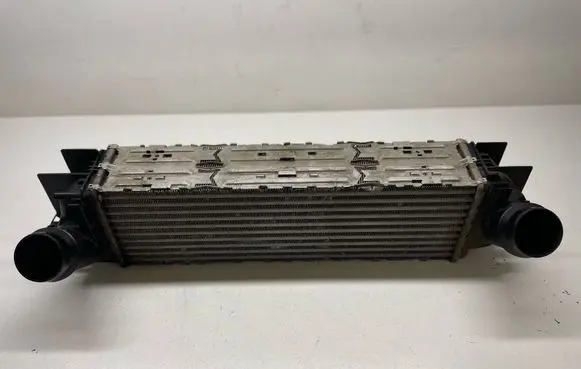 BMW X3 F25 Intercooler radiator 17517823571 7823571