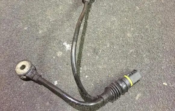 Detonation knock sensor