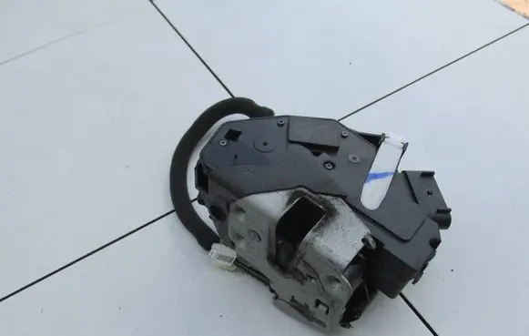 Ford Ecosport Tailgate/trunk/boot lock/catch/latch 40114142 073138 282157