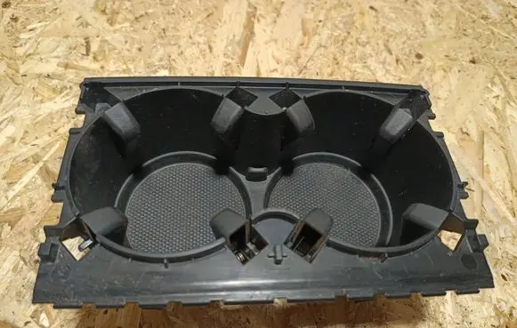 Mercedes-Benz CLS C218 X218 Cup holder front A2186801050 12355780 00009051